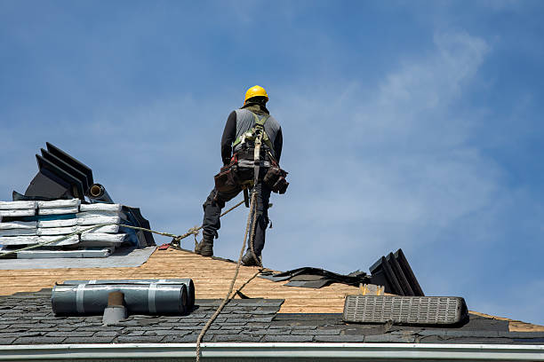 Professional Gutter Installation technician working in Benson, AZ